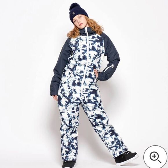 oneskee Jackets & Blazers - ONESKEE Women's Blue Tie Dye Original Pro Snow Suit Small Long NWT in packaging